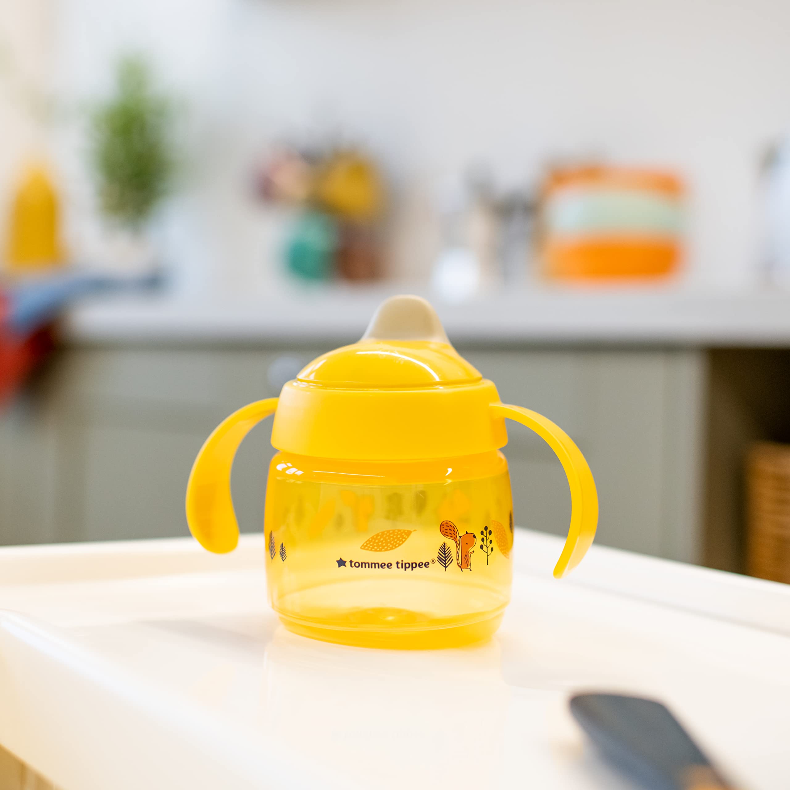 tommee-tippee-superstar-tazza-svezzamento-190-ml-4m-giallo-antigoccia image 7
