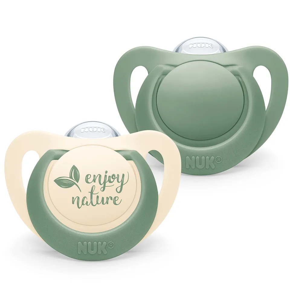 nuk-for-nature-succhietto-0-6-mesi-in-silicone-sostenibile-confezione-da-2-verde image 1