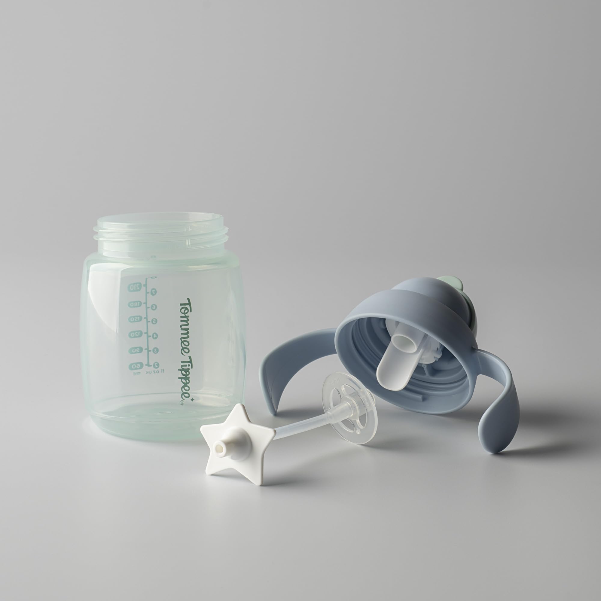 tommee-tippee-bicchiere-trainer-con-cannuccia-ponderata-240-ml-6m-blu-e-arancion image 8