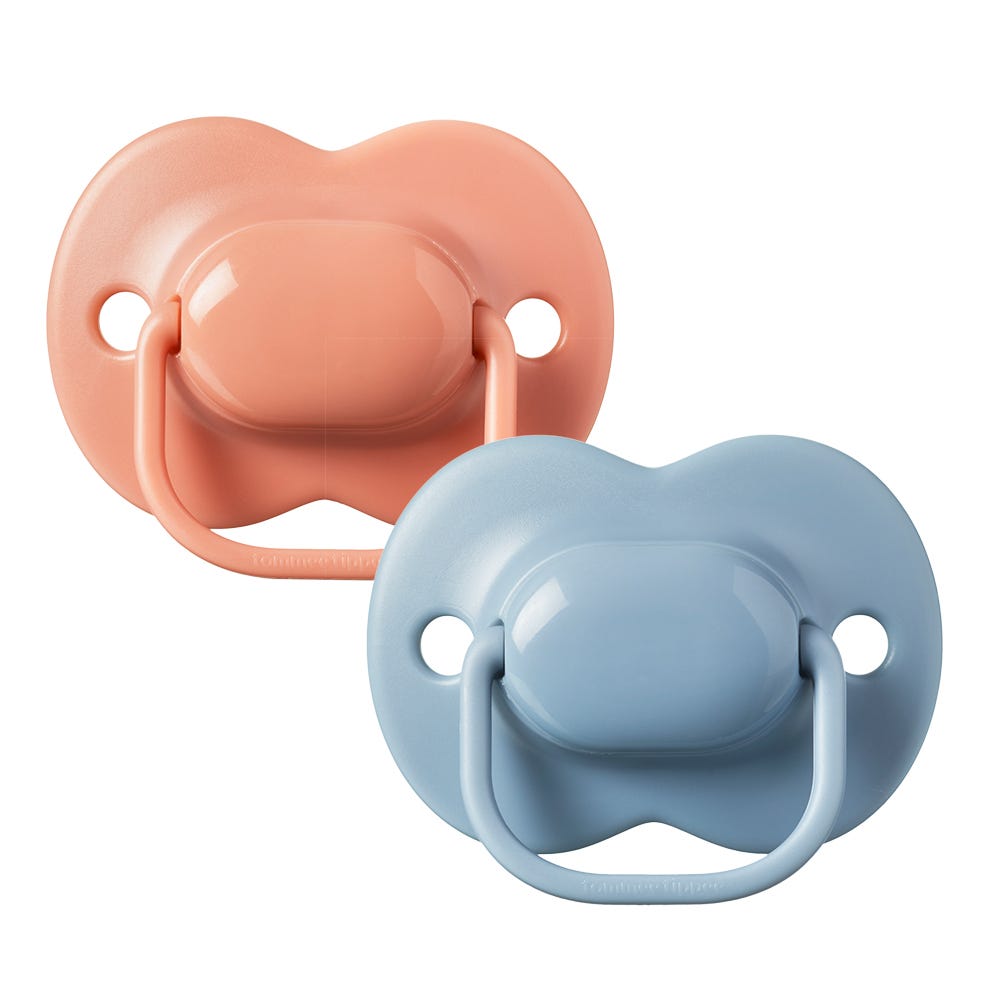 tommee-tippee-cherry-latex-soothers-succhietto image 2
